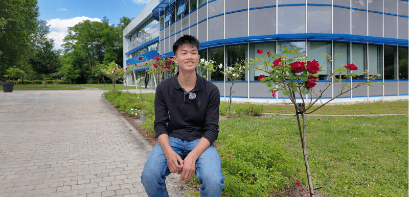 Yann NGuyen, stagiaire chez Poclain