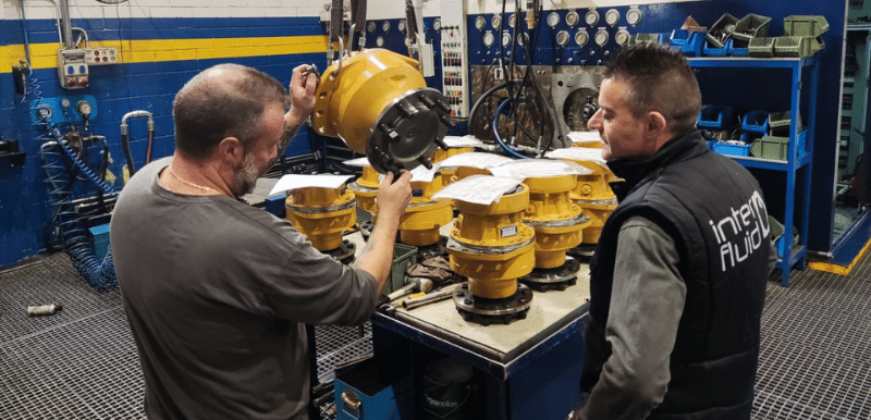 Interfluid technicians