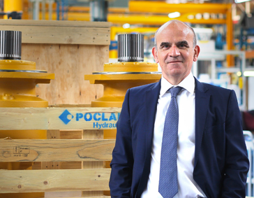 Banner picture with Frédéric Michelland, Poclain CEO