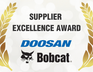 Picture of the supplier excellence award received by Poclain