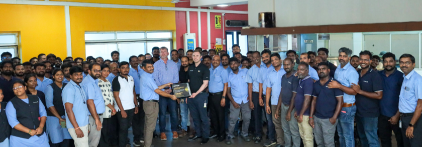 Picture of Poclain Pondicherry team with Caterpillar delegation during the award ceremony